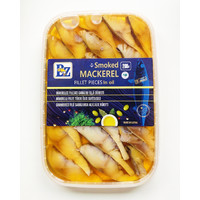 Smoked mackerel fillet pieces in oil